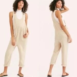 Free People gauze textured one piece sleeveless jumper lightweight overallls med